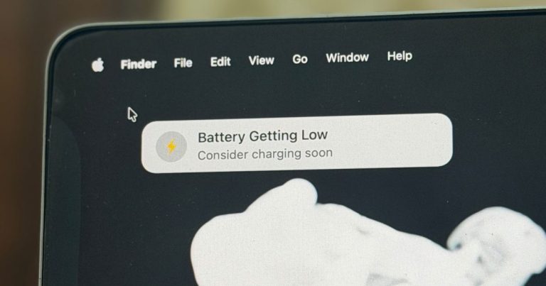 I found a tiny app that can save you from low-battery work mishaps on MacBooks