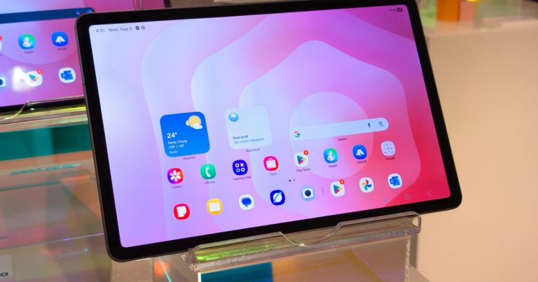 Samsung is readying a new Ultra smartwatch and a massive iPad Pro rival