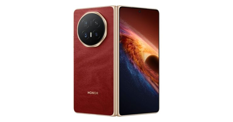 Honor put the Magic V6 through an extreme zip line test to show off its upgraded hinge