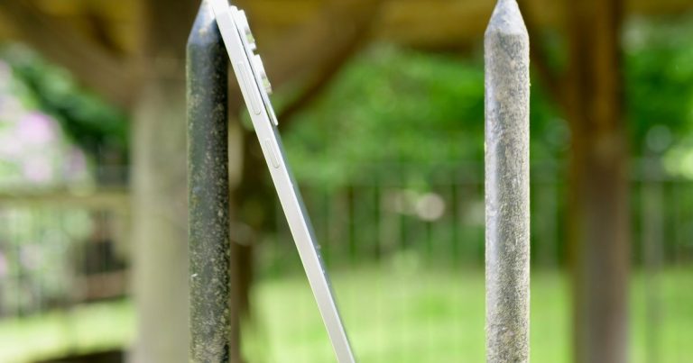 Samsung unsure about making another Galaxy Edge to rival the iPhone Air