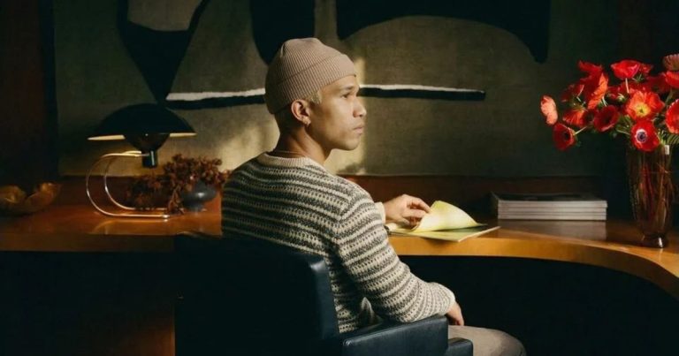This beanie turns your thoughts into text, and it's the least obnoxious wearable I've seen in years