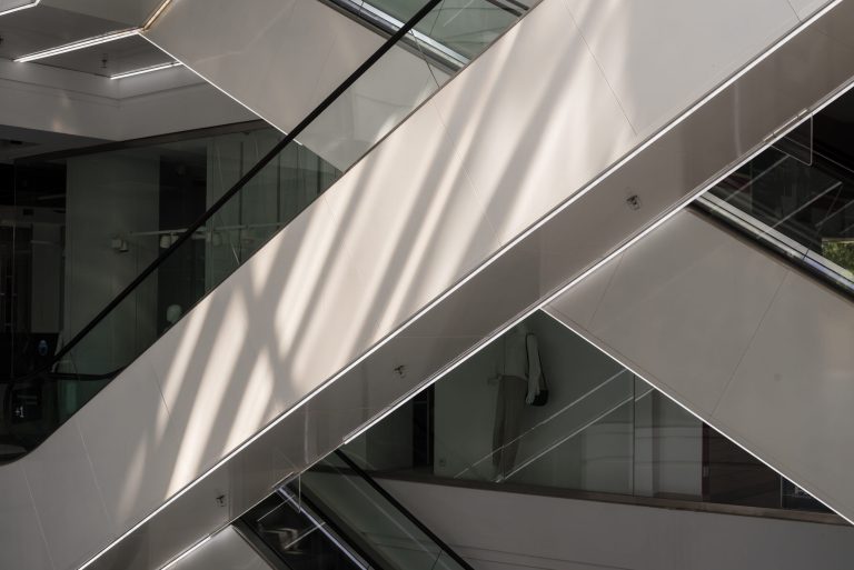 Micro Softy 73: The Ups & Downs of Escalator Design